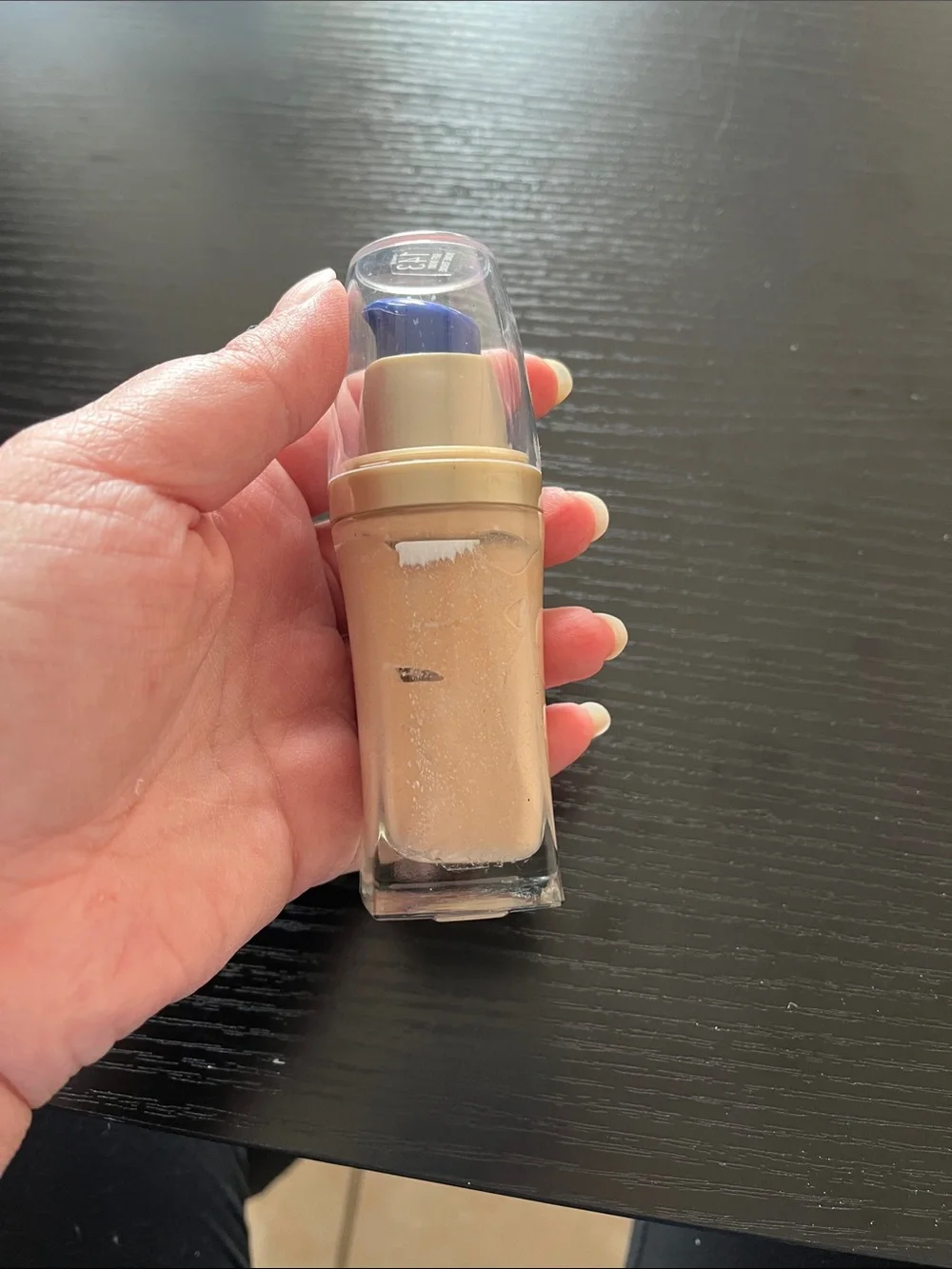 (NWOT) L'Oreal Visible Lift Foundation soft ivory